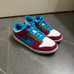 Nike Women’s Custom Low Dunk Sneakers